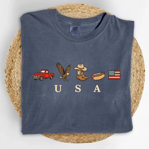 Celebrate Independence Day in Style with the ChicCotton USA Icons Graphic T-Shirt - Vintage Comfort for Every Occasion!
