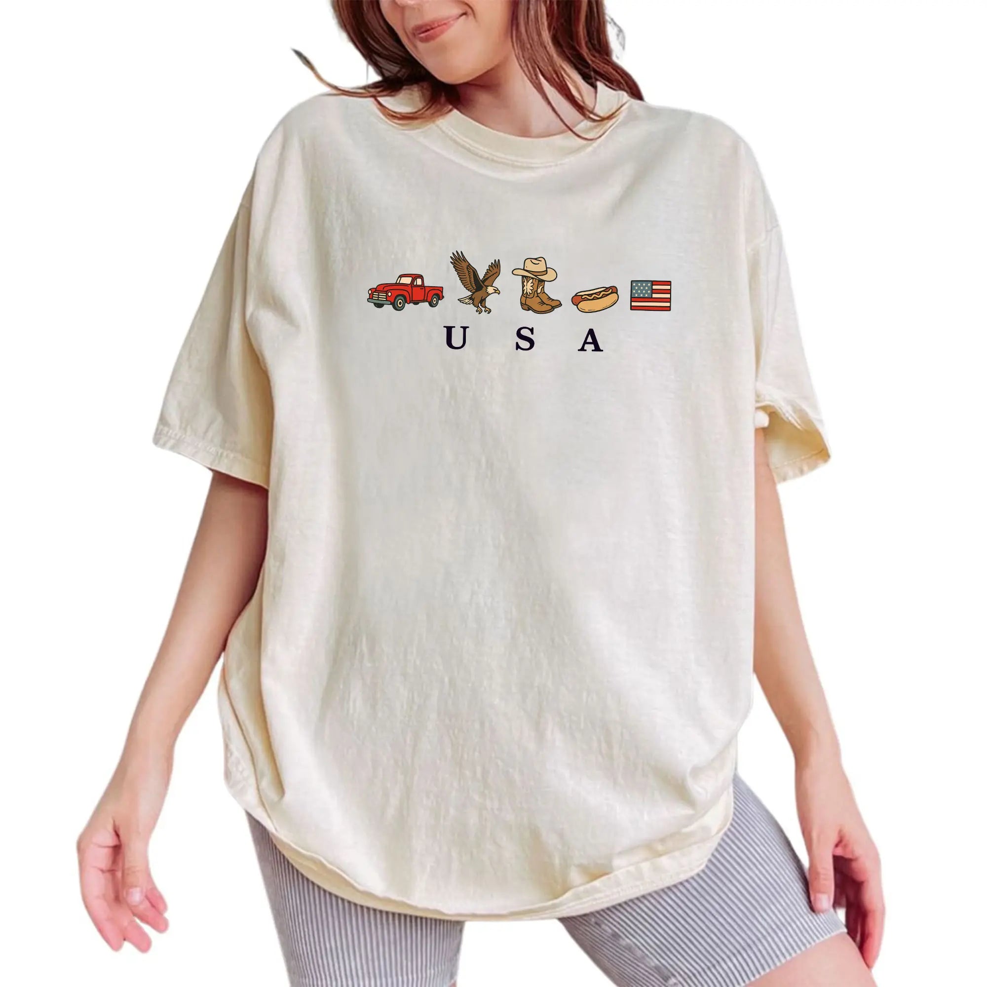 Celebrate Independence Day in Style with the ChicCotton USA Icons Graphic T-Shirt - Vintage Comfort for Every Occasion!